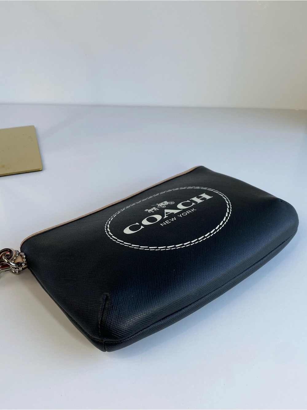 Coach Large Black Leather Wristlet with Tan Trim- fits most cell phones - Picture 10 of 14